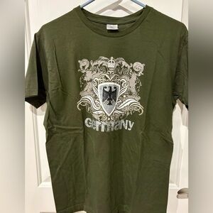 Green Graphic Men's T-Shirt